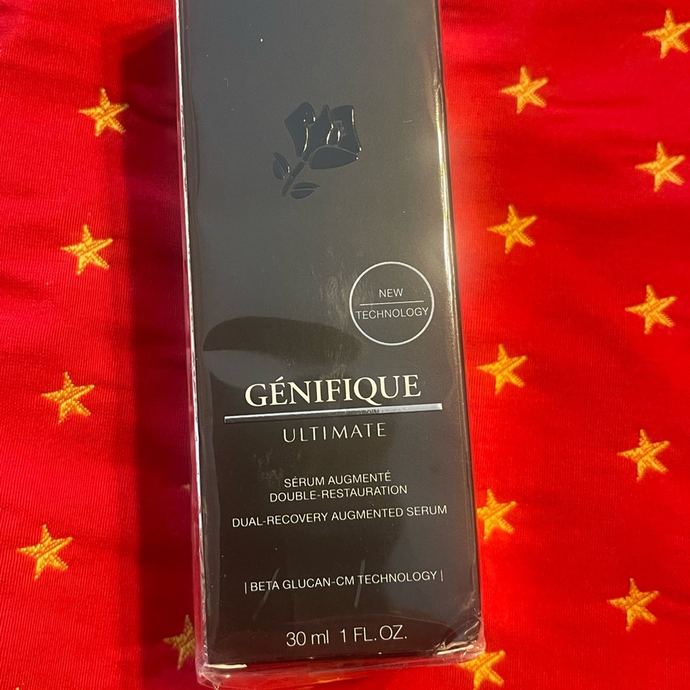 Lancome Génifique Ultimate Serum - Black and Silver